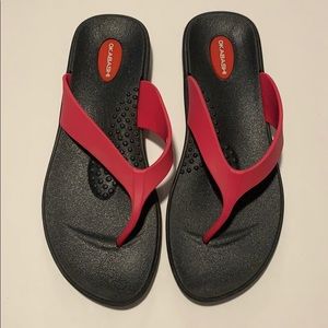 OKABASHI pink flip flops. Size ML (women 8-9)